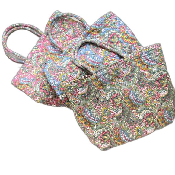 Soft Quilted Tote Bag, Floral Pattern, Designed in Italy Size: M/L Color: Blue - Picture 6 of 9